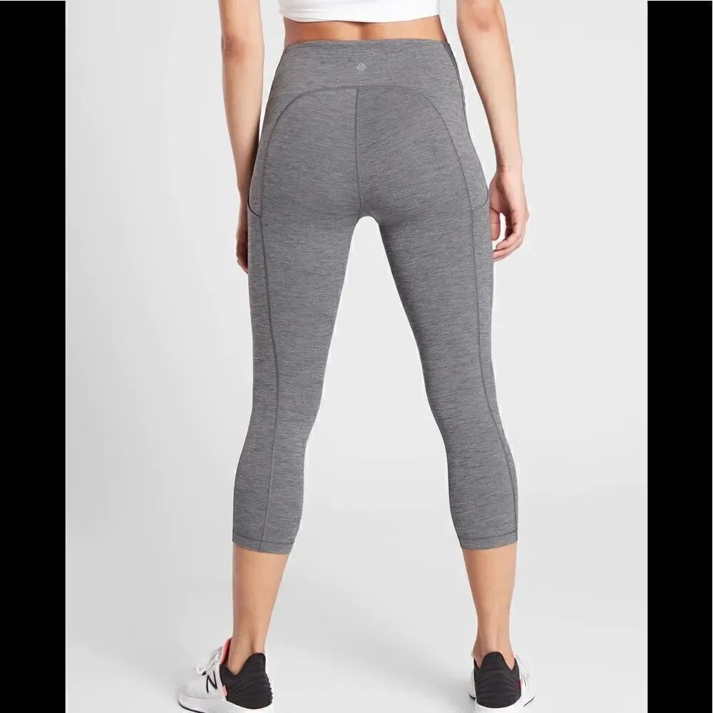 Athleta Ultimate Stash Pocket Capri - Picture 3 of 8